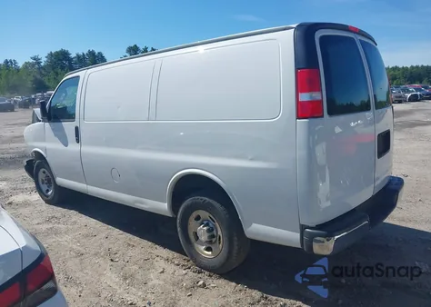2019 Chevrolet Express 2500 Work Van из США, поврежденный, VIN 1GCWGAFG5K1255093